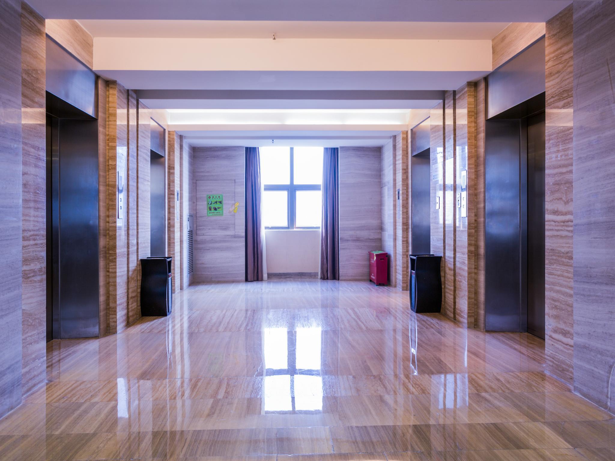 Shenzhen Ramada Plaza, North Railway Station Hotel Luaran gambar